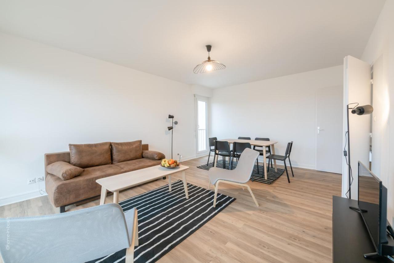 Stylish Flat In Paris Suburbs Apartman Saint-Michel-sur-Orge Kültér fotó